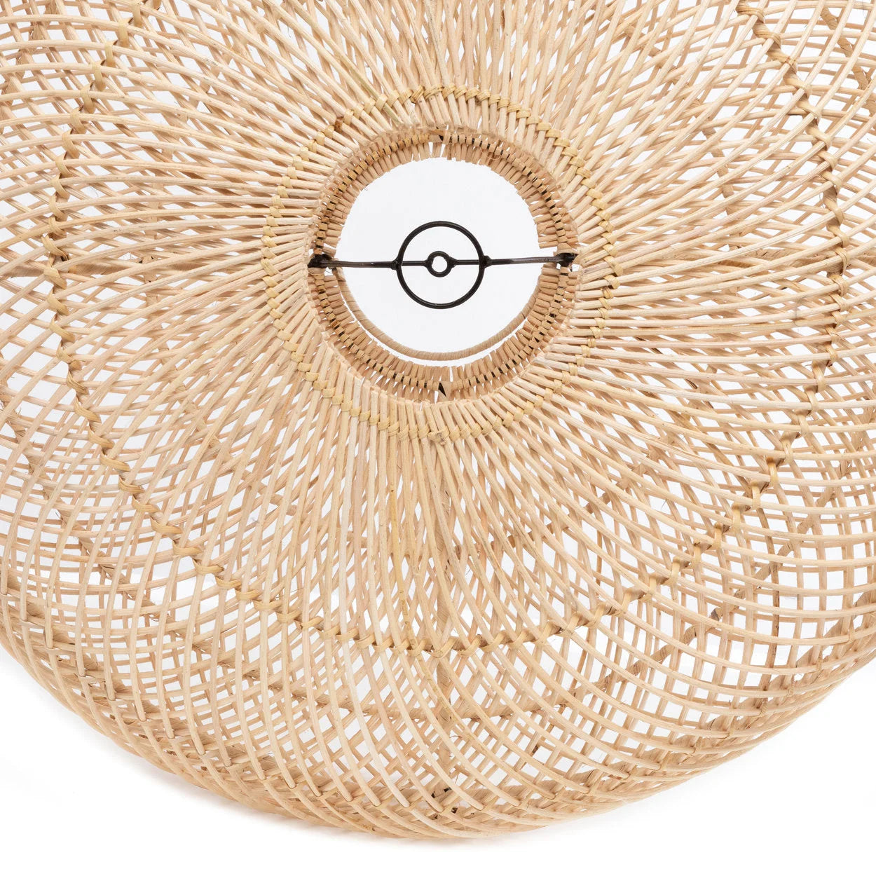 Suspension sphère en rotin naturel de 50 cm avec abat-jour en rotin léger brun et fixation en métal noir