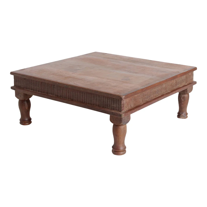 Quadratischer Couchtisch aus Massivholz in Braun, rustikal – 46x46 cm