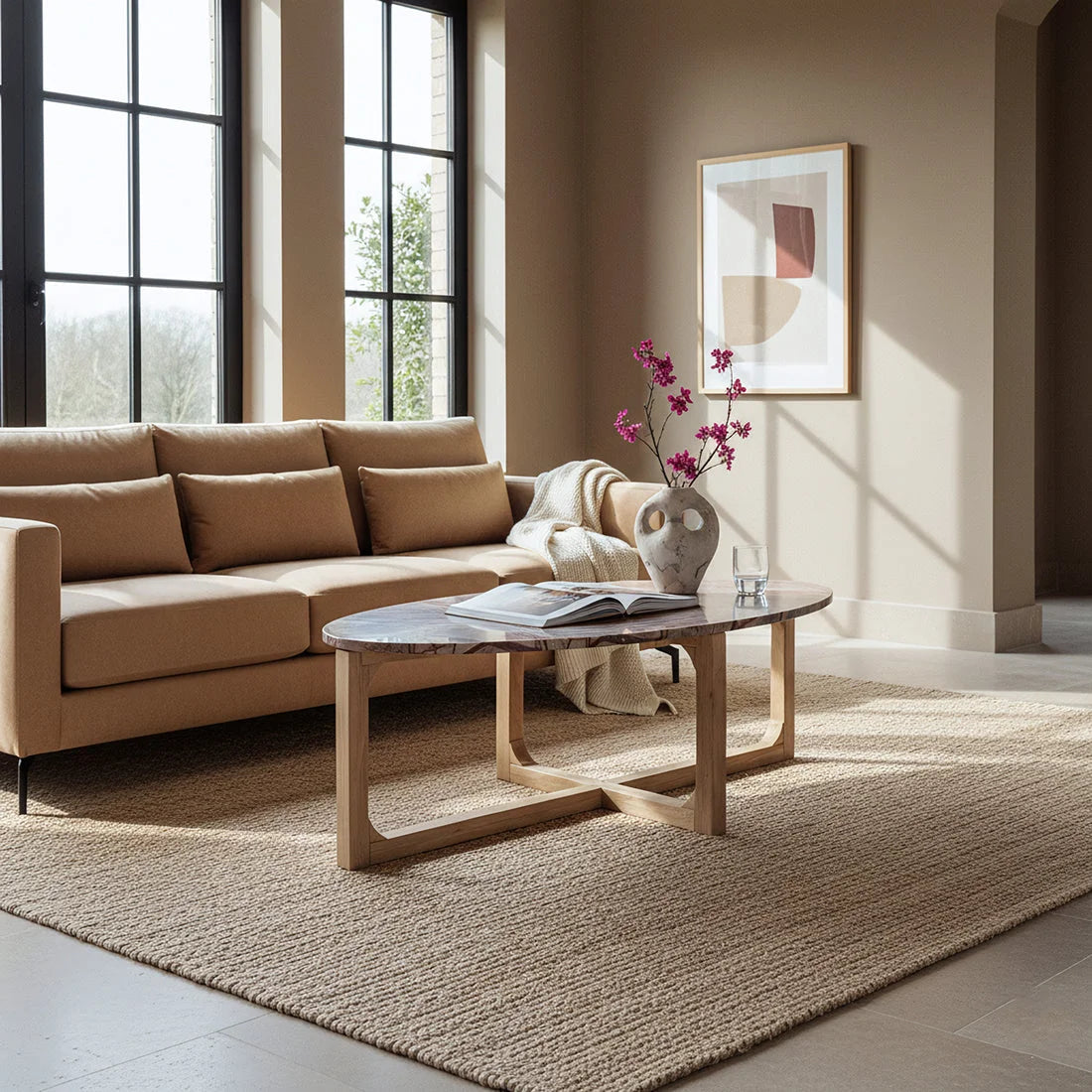 Table basse ovale en marbre veiné rouge et bois clair 120x60 cm
