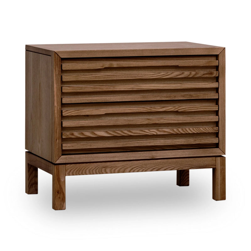 Nachttisch aus geriffelter Esche in Rotbraun fürs Schlafzimmer – 61x41 cm