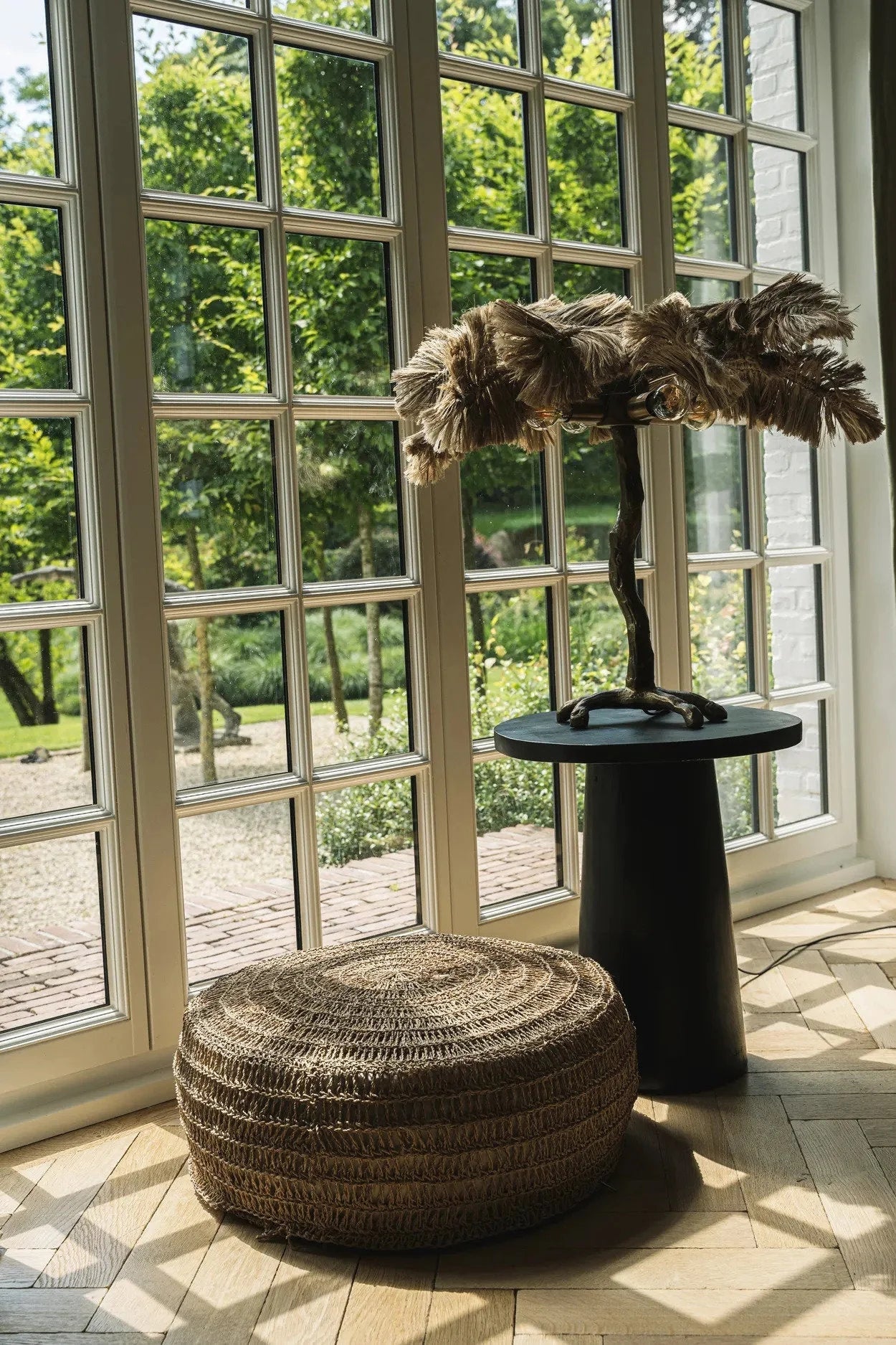 Ottoman rond en jute tissé pour la décoration intérieure élégante