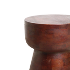 Tabouret en bois de manguier brun sculpté forme sablier, H45 cm