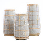 Vase conique en terre cuite et rotin & béton – H22 cm