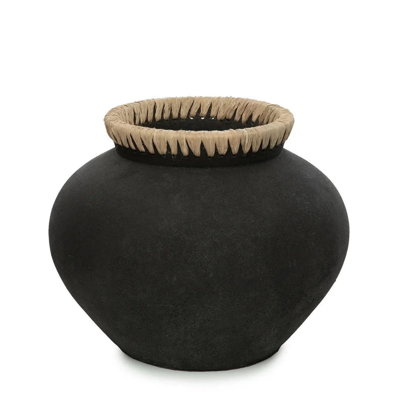 Dekovase aus Terrakotta in Schwarz – Ø33 cm