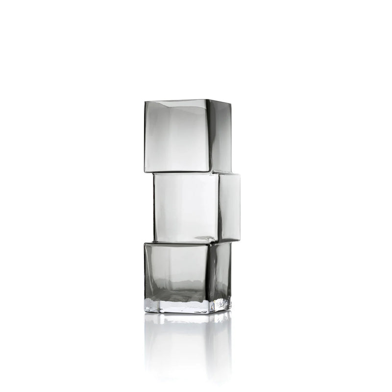 Deko-Vase aus Rauchglas in Grau mit versetzten Würfeln – H 27 cm