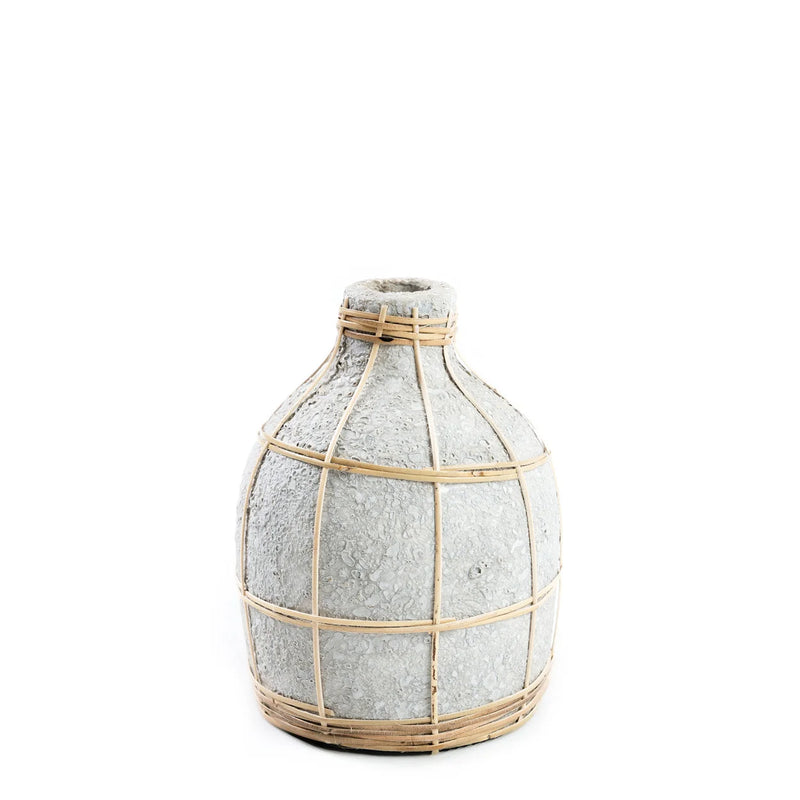 Runde Vase aus Terrakotta und Rattan 19 cm in Betonoptik
