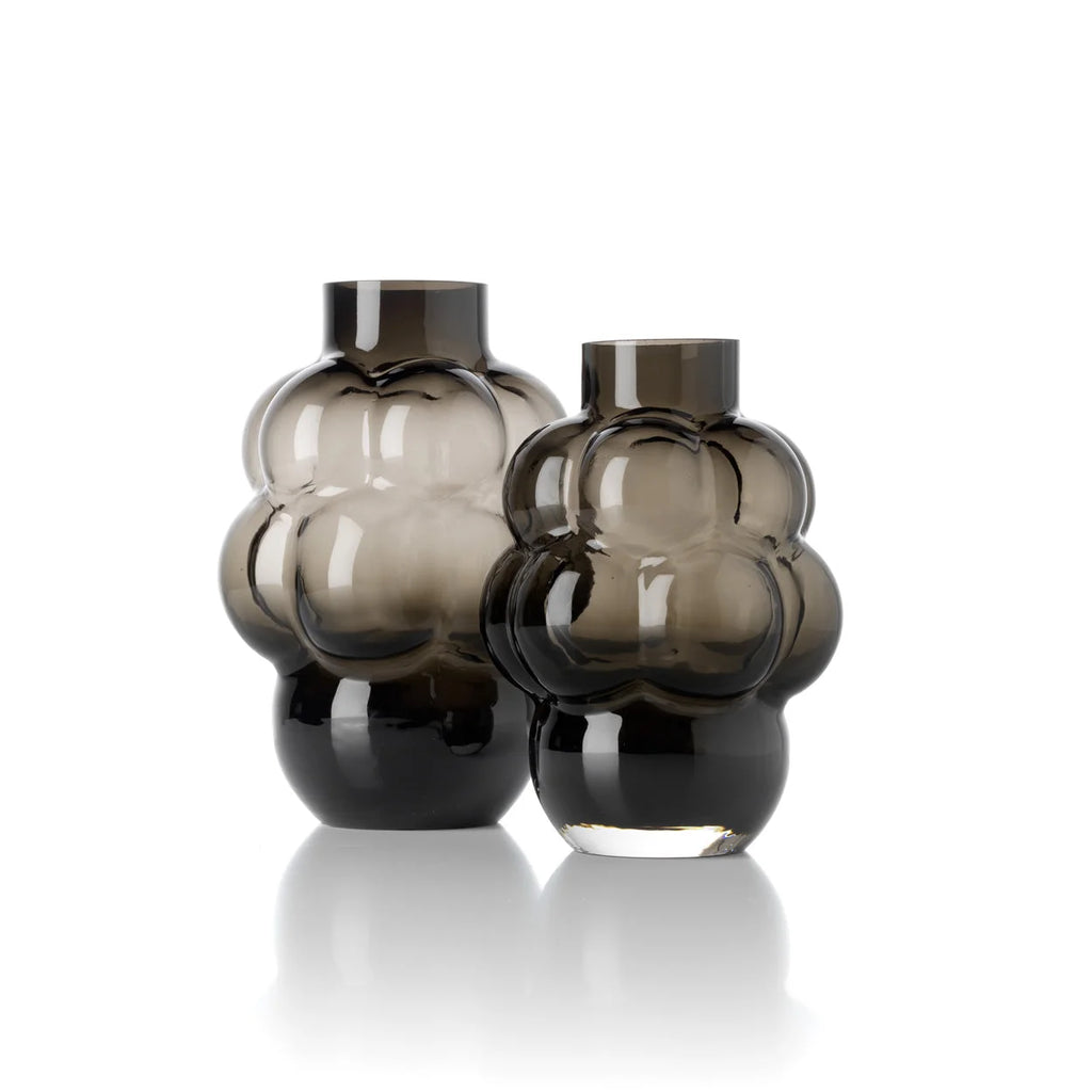 Deux vases en verre recyclé gris fumé forme bulle sculptée H25 cm